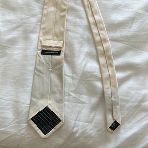 Express Studio cream tie